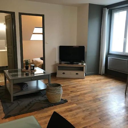 Logement A Brive, Proche Centre-Ville Et Gare, Avec Climatisation - Internet Fibre - Stationnements Gratuit Exteriör bild